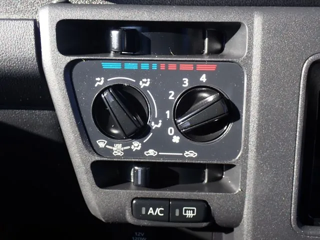 ダイハツ ハイゼットカーゴ