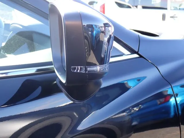 マツダ　ＭＡＺＤＡ６　セダン