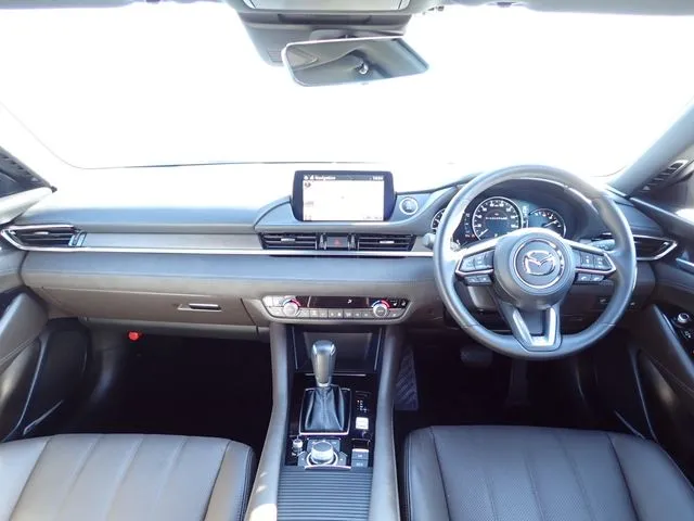 マツダ　ＭＡＺＤＡ６　セダン