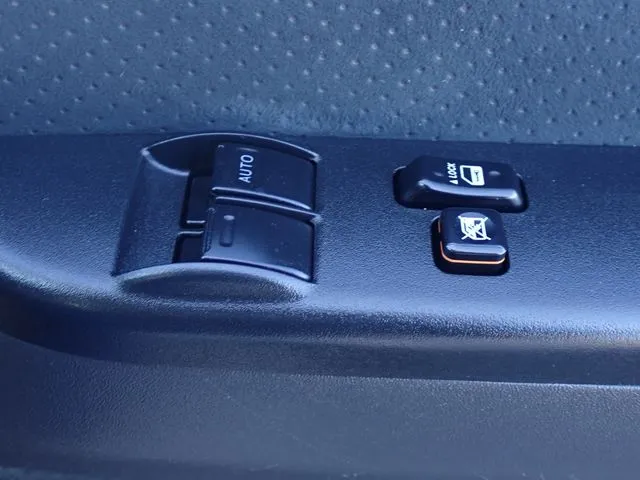 トヨタ ハイエースバン 2WD