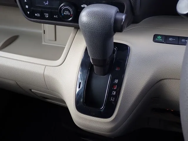 Ｎ　ＢＯＸ（ホンダ）の車両写真