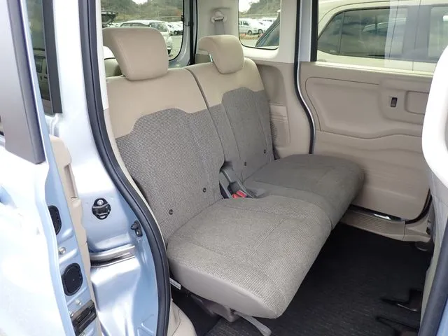 Ｎ　ＢＯＸ（ホンダ）の車両写真