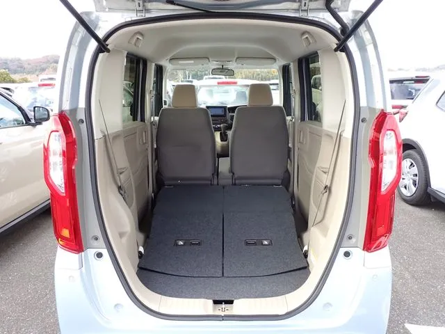 Ｎ　ＢＯＸ（ホンダ）の車両写真