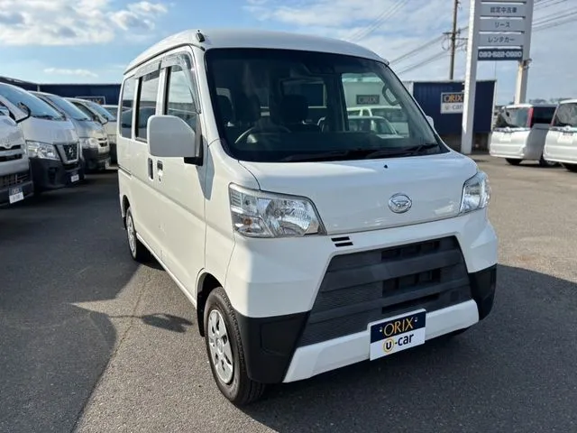 ハイゼットカーゴ(ダイハツ)の車両写真