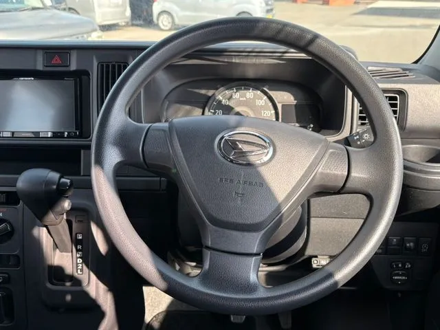 ハイゼットカーゴ(ダイハツ)の車両写真