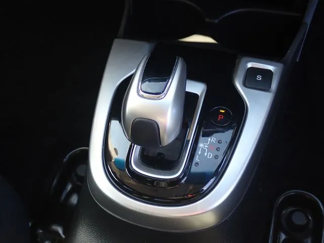 ホンダ　フィット　ハイブリッド