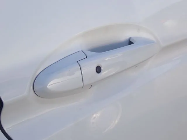 ホンダ　フィット　ハイブリッド