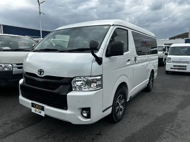 トヨタ　ハイエースワゴン　４ＷＤ