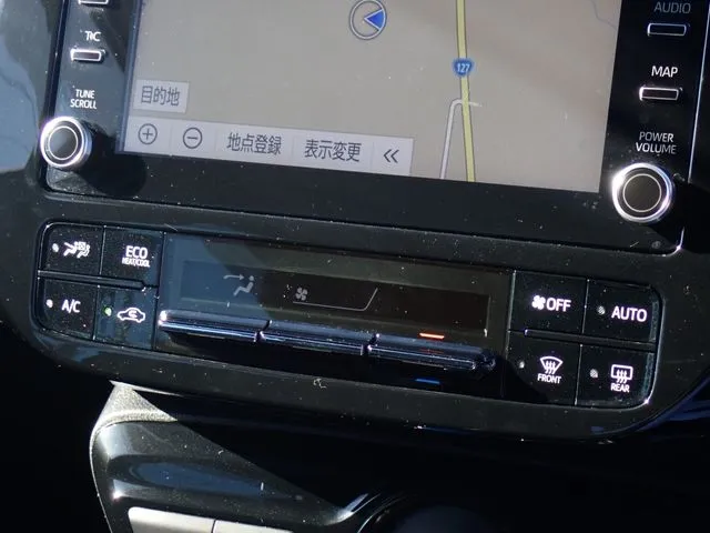 トヨタ プリウス