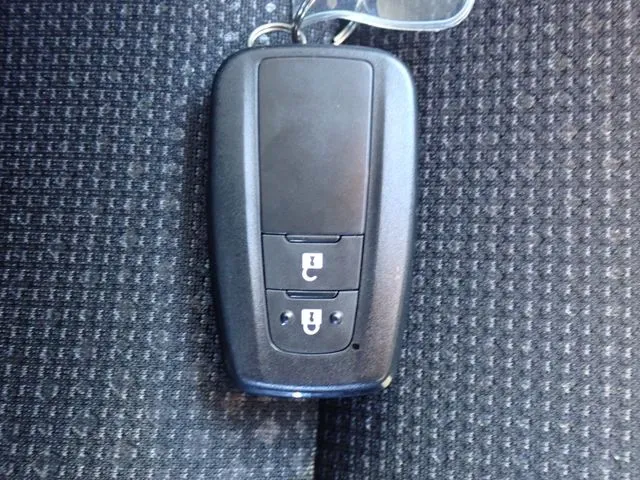 トヨタ プリウス