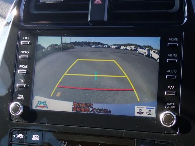 トヨタ プリウス