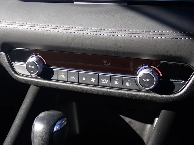 マツダ MAZDA6 セダン