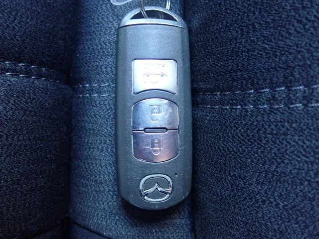 マツダ MAZDA6 セダン