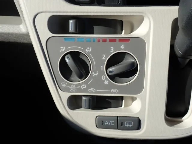 ダイハツ　ムーヴ