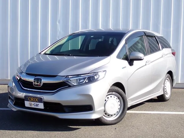 ホンダ　シャトル　ハイブリッド