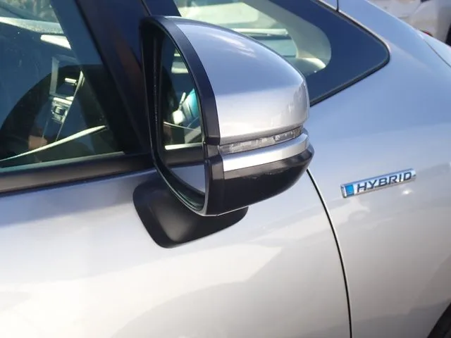ホンダ　シャトル　ハイブリッド