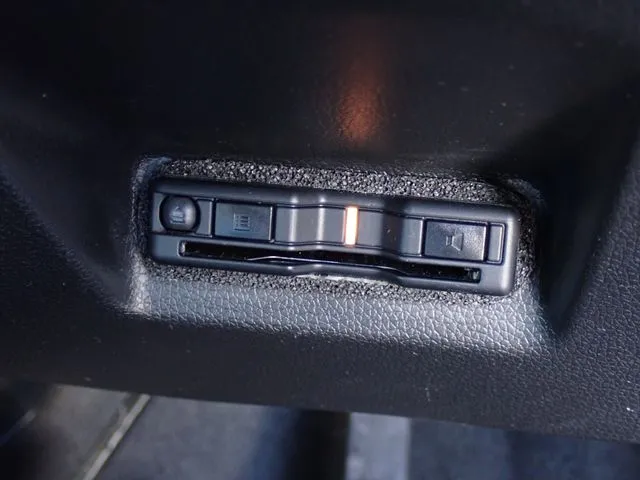 ホンダ　シャトル　ハイブリッド