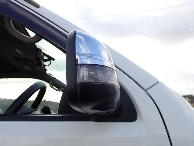 NV350キャラバン ワゴン(ニッサン)の車両写真