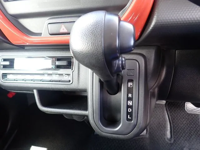 スズキ　ハスラー