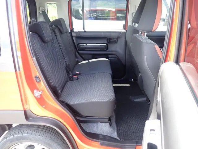 スズキ　ハスラー