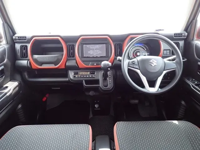 スズキ　ハスラー