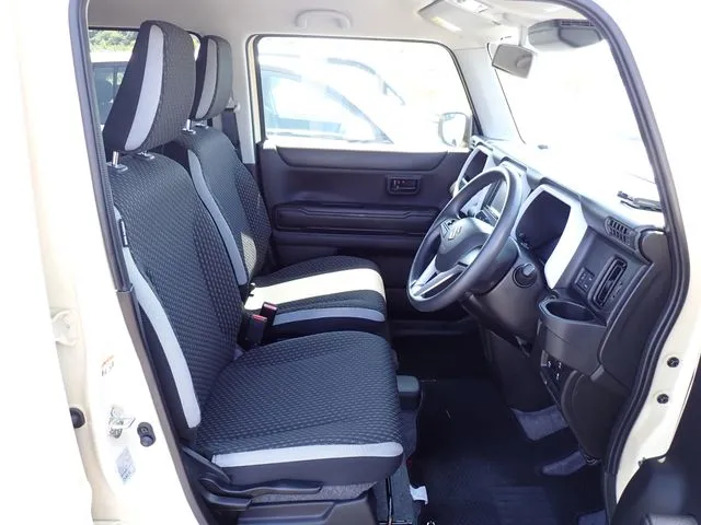 スズキ　ハスラー