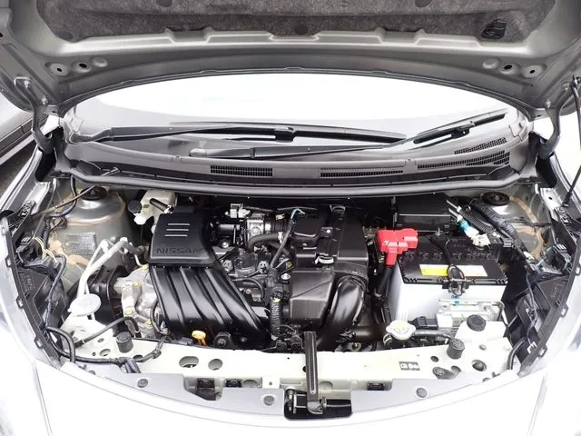 ニッサン　ノート