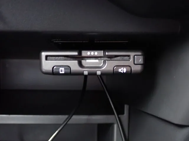 ニッサン　ノート