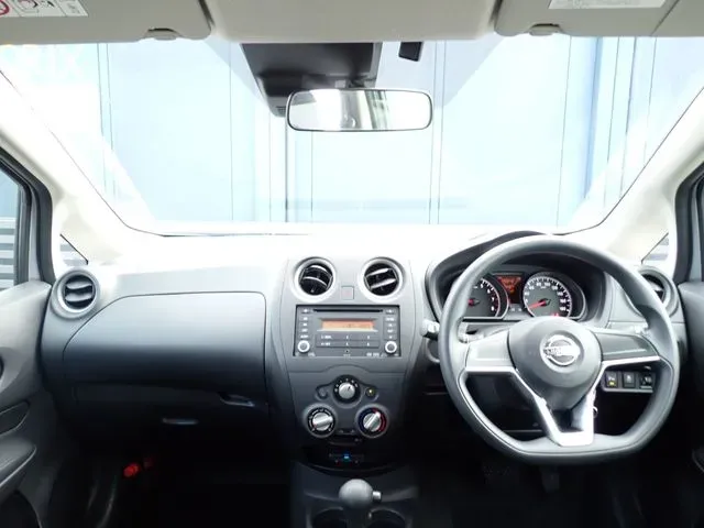 ニッサン　ノート