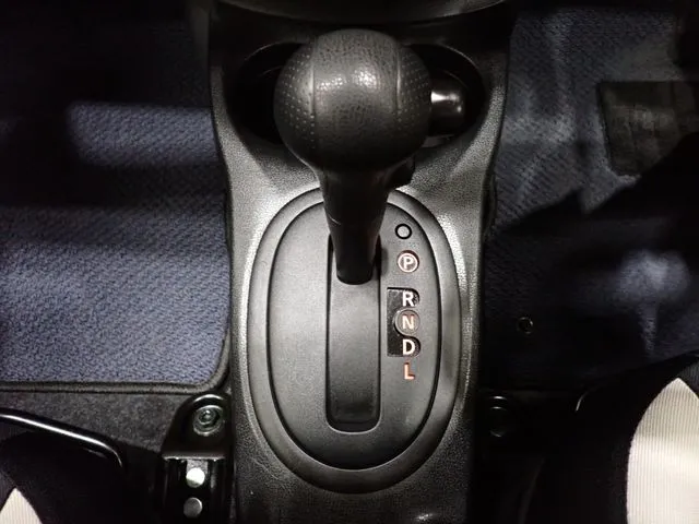 ニッサン　ノート