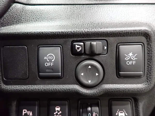 ニッサン　ノート