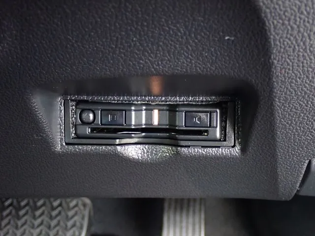 トヨタ　プリウス