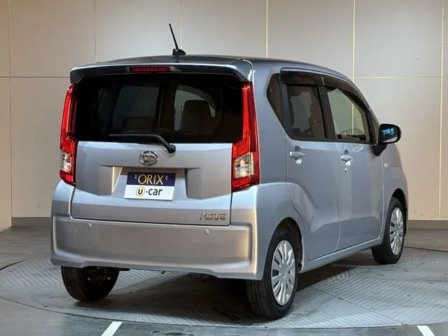 ダイハツ　ムーヴ