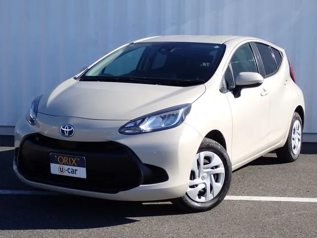 トヨタ　アクア