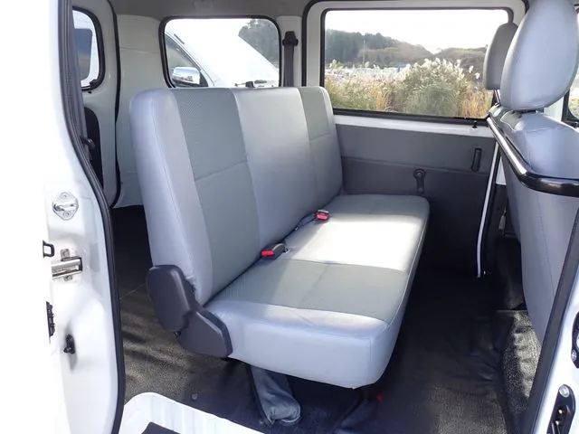 マツダ　ボンゴバン　２ＷＤ