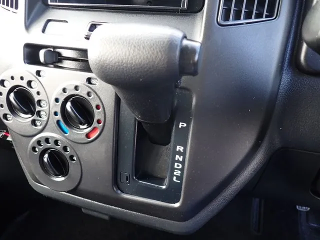 マツダ　ボンゴバン　２ＷＤ