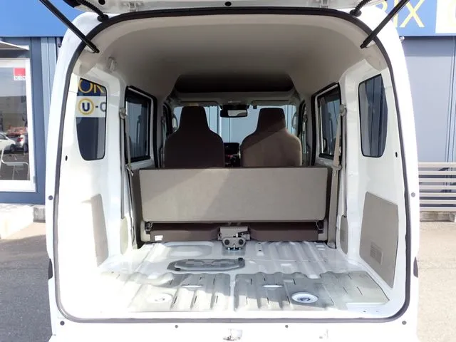 エブリイバン(スズキ)の車両写真