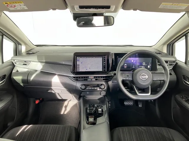 ノート(ニッサン)の車両写真