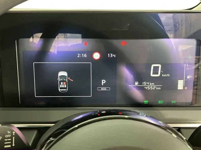 ノート(ニッサン)の車両写真