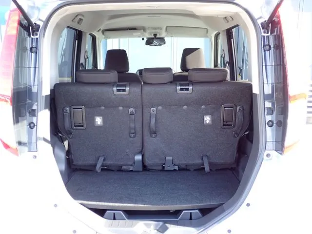 トール（ダイハツ）の車両写真