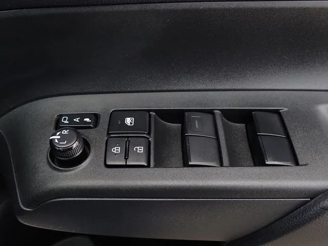 トヨタ　アクア