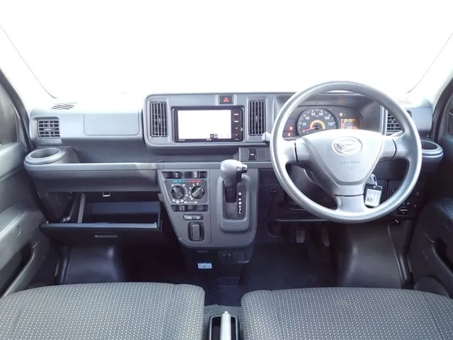 ダイハツ　ハイゼットカーゴ　４ＷＤ