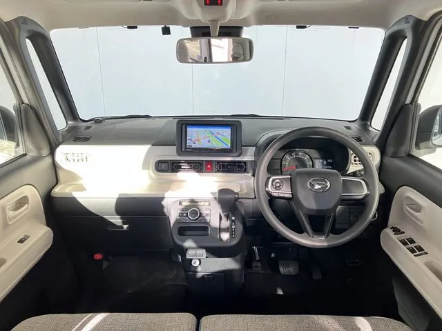 ムーヴ　キャンバス（ダイハツ）の車両写真