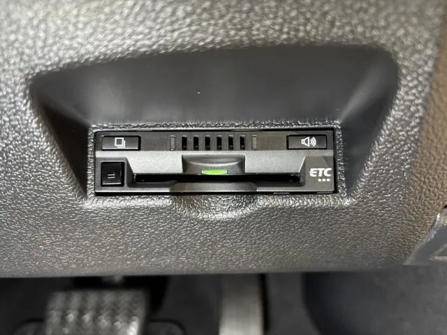 トヨタ　プリウス