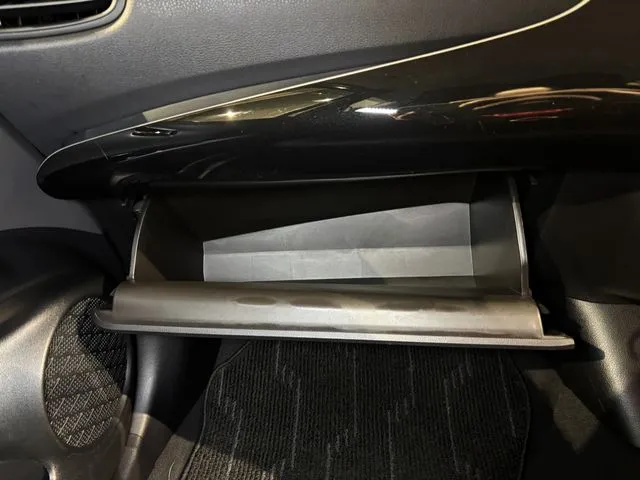 トヨタ　プリウス