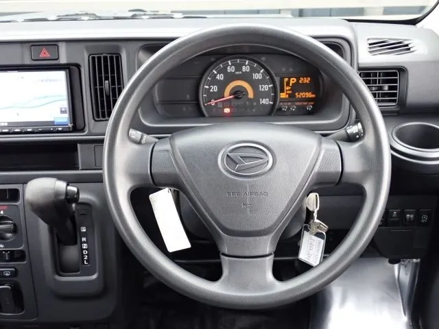 ダイハツ　ハイゼットカーゴ