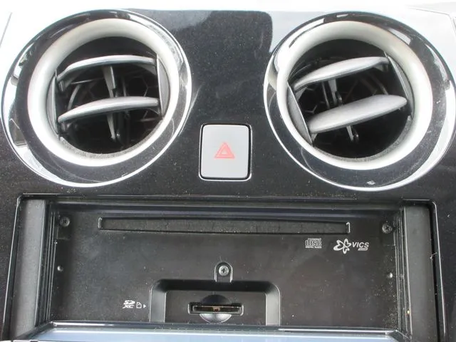 ノート　４ＷＤ（ニッサン）の車両写真