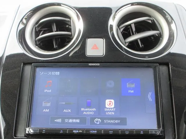 ノート　４ＷＤ（ニッサン）の車両写真