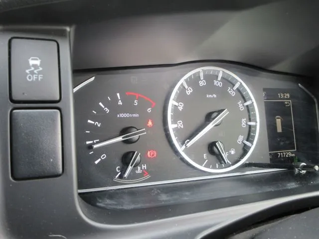 ハイエースバン　４ＷＤ（トヨタ）の車両写真