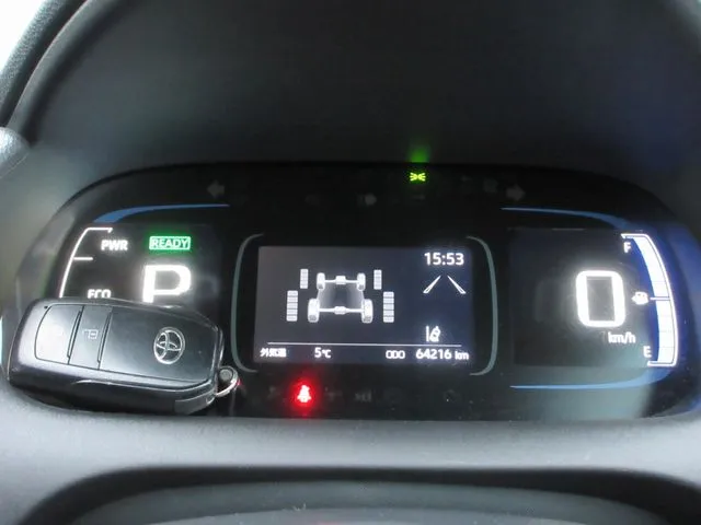 アクア（トヨタ）の車両写真